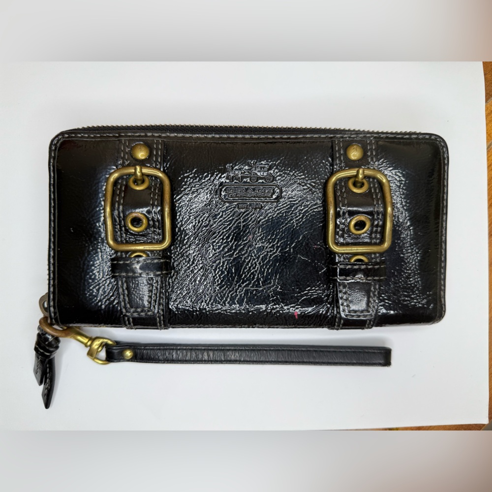 Coach Black Patent Leather Buckle Wristlet